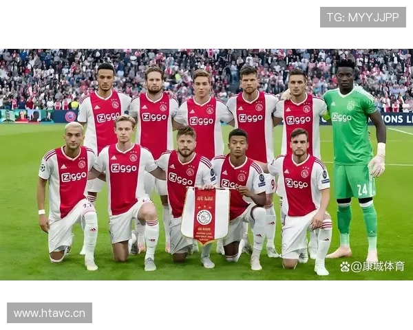 阿贾克斯队史第2次欧战上半场丢4球 上次发生在1958年2月